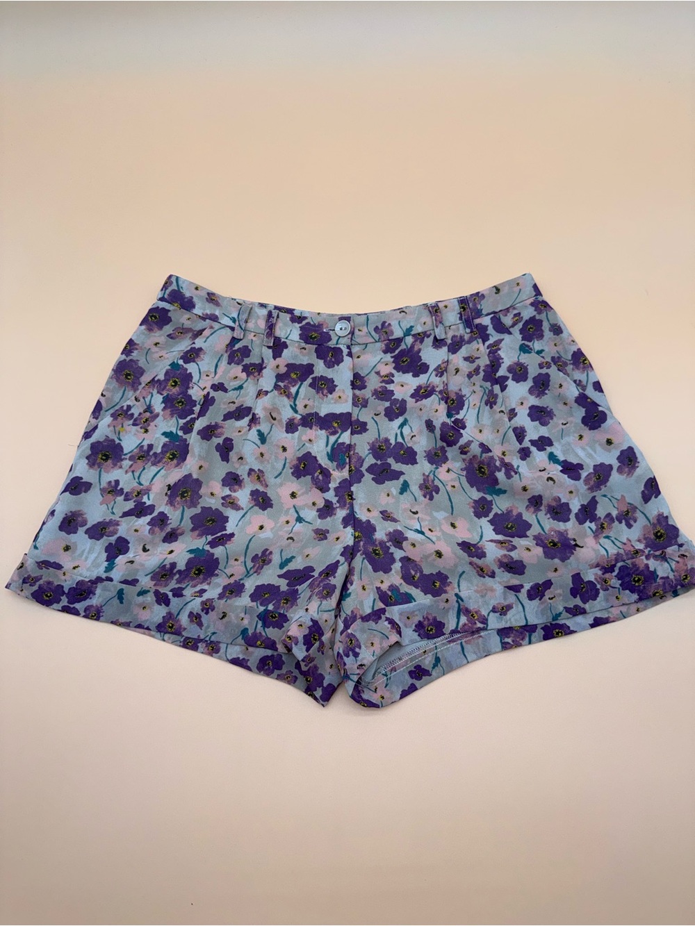 Kimchi Blue Purple Floral High-Waisted Shorts Silky Touch Delicate Flowy